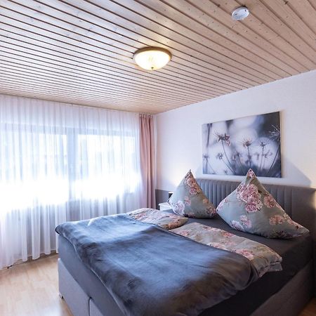 Elw, Sep. Eingang, Ueberdachte Terrasse, Naehe Backnang Apartamento Althutte Exterior foto