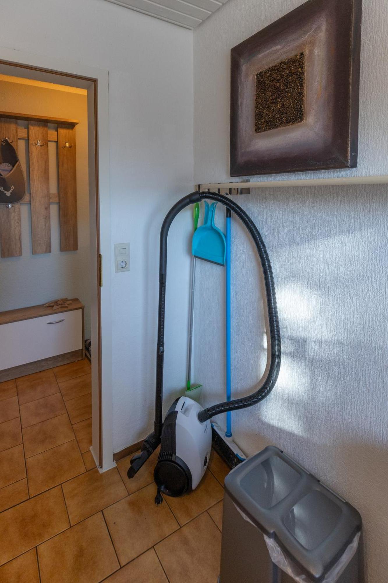 Elw, Sep. Eingang, Ueberdachte Terrasse, Naehe Backnang Apartamento Althutte Exterior foto