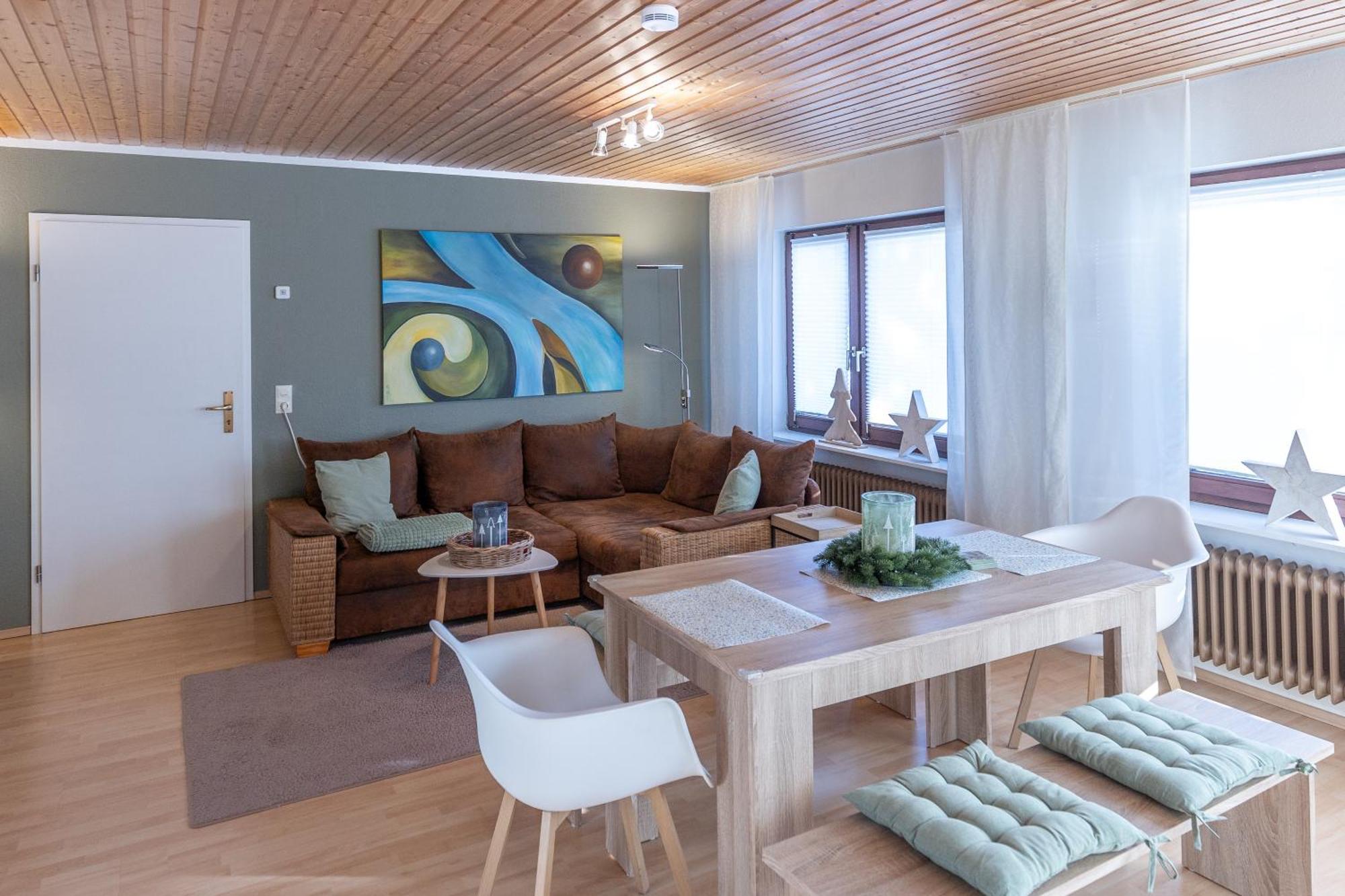 Elw, Sep. Eingang, Ueberdachte Terrasse, Naehe Backnang Apartamento Althutte Exterior foto