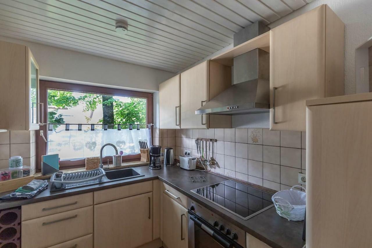 Elw, Sep. Eingang, Ueberdachte Terrasse, Naehe Backnang Apartamento Althutte Exterior foto